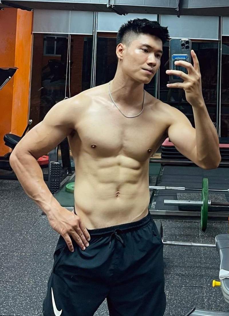 ảnh trai đẹp 6 múi tập gym