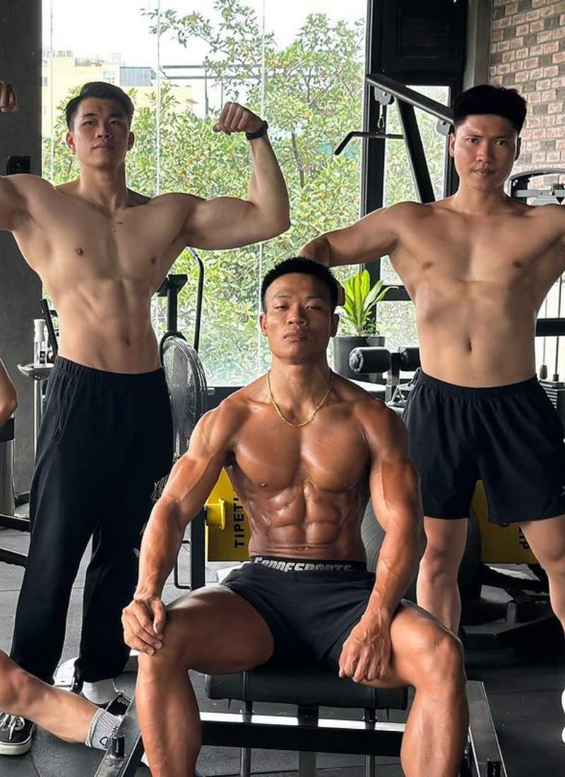 ảnh trai đẹp 6 múi tập gym