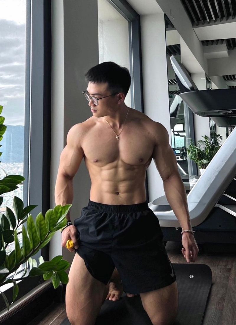 50+ ảnh trai đẹp 6 múi tập gym khoe cơ bụng sắc nét như tạc