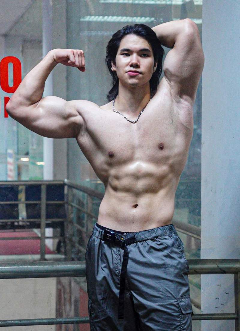 ảnh trai đẹp 6 múi tập gym