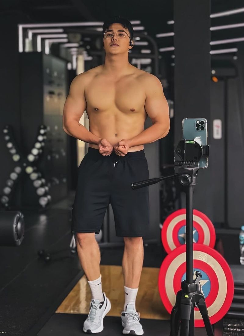 ảnh trai đẹp 6 múi tập gym